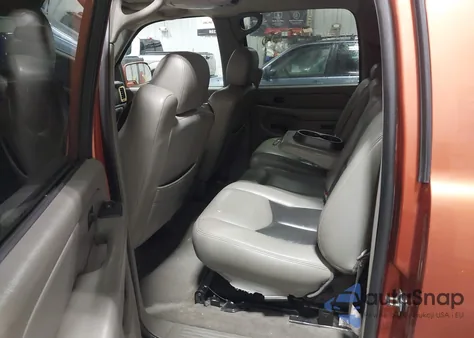 2005 Chevrolet Avalanche 1500 Z71 z USA, uszkodzony, nr VIN 3GNEK12Z35G210085